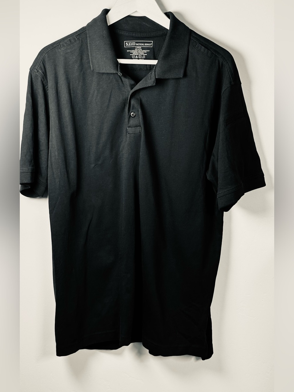 5.11 Tactical Men’s LARGE Signature Black Performance Short-Sleeve Polo | P2P 23